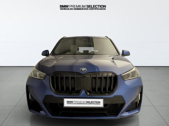 BMW X1 sDrive20i color Azul. Año 2024. 125KW(170CV). Gasolina. En concesionario Automotor Premium Velázquez - Málaga de Málaga