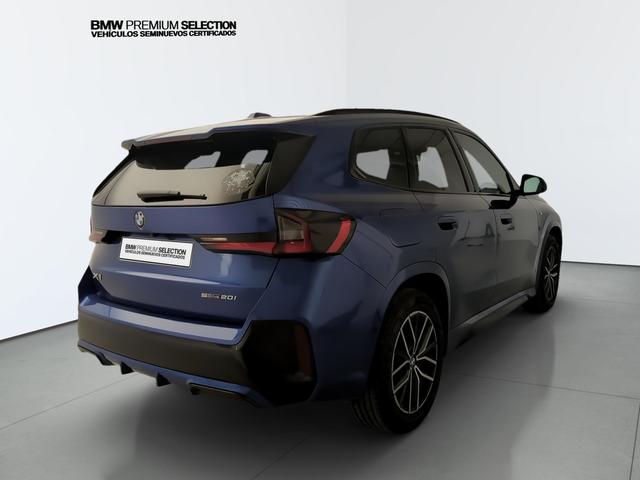 BMW X1 sDrive20i color Azul. Año 2024. 125KW(170CV). Gasolina. En concesionario Automotor Premium Velázquez - Málaga de Málaga