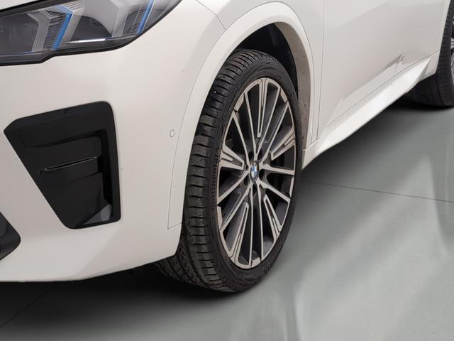 BMW X2 sDrive20i color Blanco. Año 2024. 125KW(170CV). Gasolina. En concesionario Automotor Premium Marbella - Málaga de Málaga