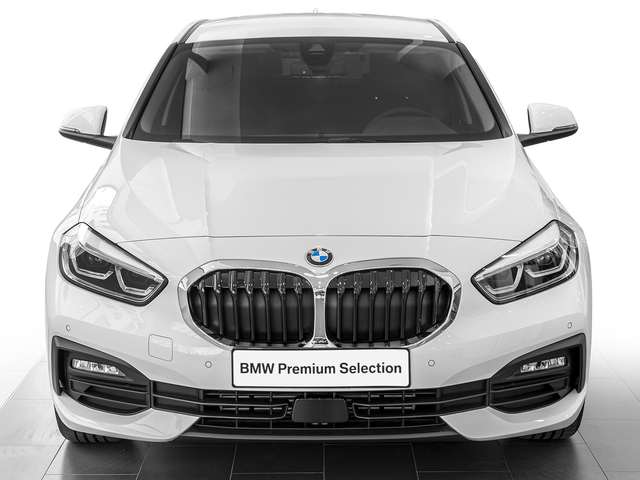BMW Serie 1 118i color Blanco. Año 2022. 103KW(140CV). Gasolina. En concesionario Caetano Cuzco, Salvatierra de Madrid