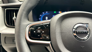 Volvo XC60 T6 Recharge Plus Dark AWD Auto 257 kW (350 CV) - 16 Volvo XC60 T6 Ocasión 257 KW (350CV) - 16
