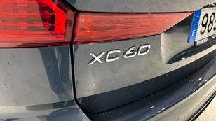 Volvo XC60 T6 Recharge Plus Dark AWD Auto 257 kW (350 CV) - 35 Volvo XC60 T6 Ocasión 257 KW (350CV) - 35