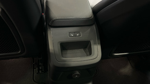 Volvo XC60 T6 Recharge Plus Dark AWD Auto 257 kW (350 CV) - 50 Volvo XC60 T6 Ocasión 257 KW (350CV) - 50
