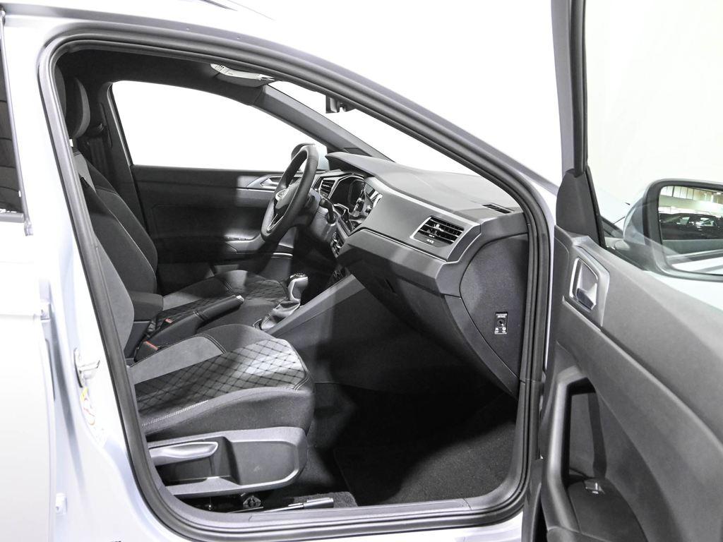 Volkswagen Taigo R-Line 1.0 TSI 85 kW (115 CV) DSG 4