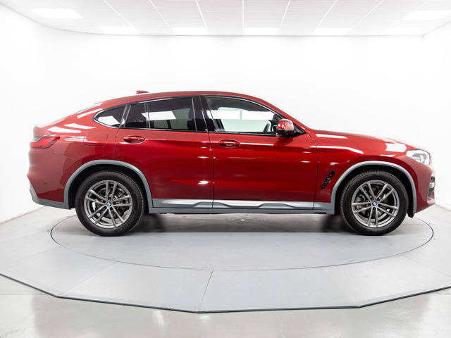 BMW X4 xDrive20d color Rojo. Año 2019. 140KW(190CV). Diésel. En concesionario Móvil Begar Alicante de Alicante