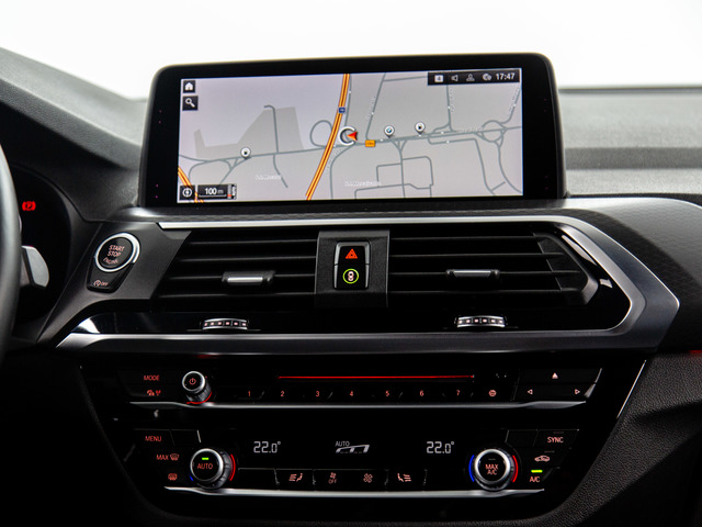 BMW X4 xDrive20d color Rojo. Año 2019. 140KW(190CV). Diésel. En concesionario Móvil Begar Alicante de Alicante