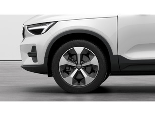 Volvo XC40 B4 G Core Auto 145 kW (197 CV) - 9 Volvo XC40 B4 G Seminuevo 145 KW (197CV) - 9