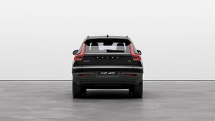 Volvo XC40 B3 G Plus Dark Auto 120 kW (163 CV) - 3 Volvo XC40 B3 G Seminuevo 120 KW (163CV) - 3