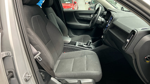 Volvo XC40 B3 G Core Auto 120 kW (163 CV) - 7 Volvo XC40 B3 G Seminuevo 120 KW (163CV) - 7