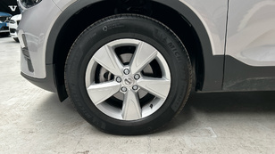 Volvo XC40 B3 G Core Auto 120 kW (163 CV) - 13 Volvo XC40 B3 G Seminuevo 120 KW (163CV) - 13