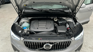 Volvo XC40 B3 G Core Auto 120 kW (163 CV) - 33 Volvo XC40 B3 G Seminuevo 120 KW (163CV) - 33