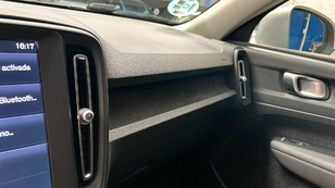 Volvo XC40 B3 G Core Auto 120 kW (163 CV) - 35 Volvo XC40 B3 G Seminuevo 120 KW (163CV) - 35