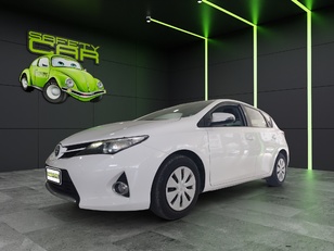 Toyota Auris 90 D de segunda mano