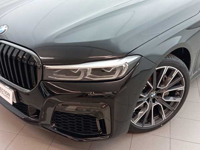 BMW Serie 7 730d color Negro. Año 2021. 210KW(286CV). Diésel. En concesionario Augusta Aragon S.A. de Zaragoza
