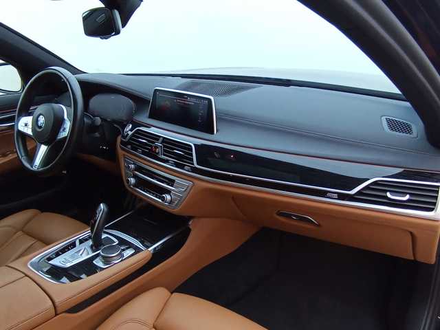 BMW Serie 7 730d color Negro. Año 2021. 210KW(286CV). Diésel. En concesionario Augusta Aragon S.A. de Zaragoza