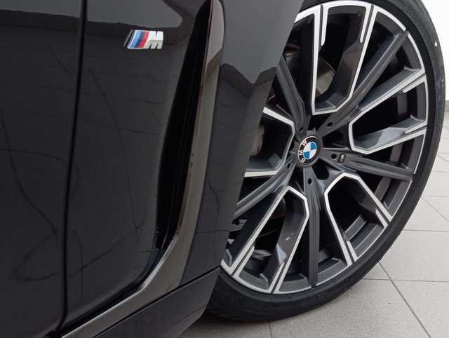 BMW Serie 7 730d color Negro. Año 2021. 210KW(286CV). Diésel. En concesionario Augusta Aragon S.A. de Zaragoza