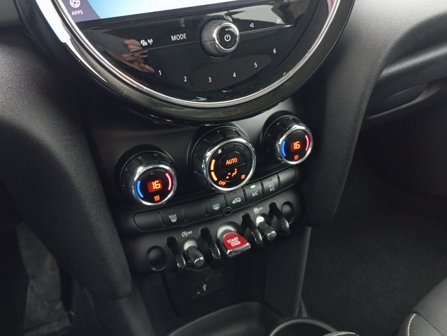 fotoG 12 del MINI MINI Cooper 5 Puertas 100 kW (136 CV) 136cv Gasolina del 2021 en Zaragoza