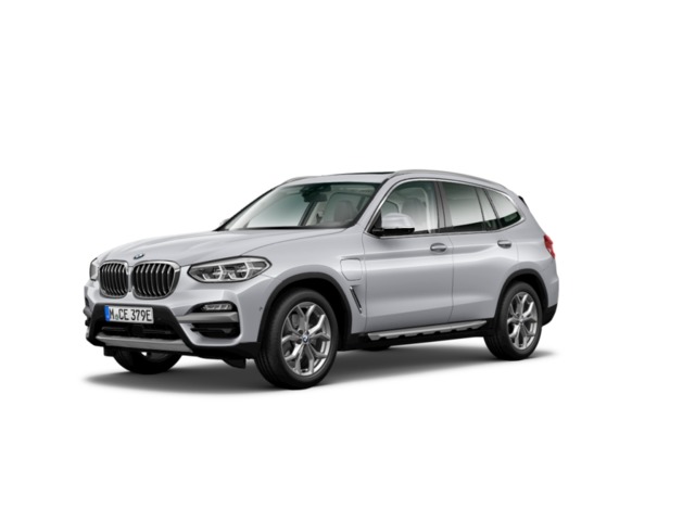 BMW X3 xDrive30e color Gris Plata. Año 2020. 215KW(292CV). Híbrido Electro/Gasolina. En concesionario Ceres Motor S.L. de Cáceres