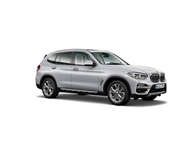 BMW X3 xDrive30e color Gris Plata. Año 2020. 215KW(292CV). Híbrido Electro/Gasolina. En concesionario Ceres Motor S.L. de Cáceres