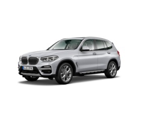 Fotos de BMW X3 xDrive30e color Gris Plata. Año 2020. 215KW(292CV). Híbrido Electro/Gasolina. En concesionario Ceres Motor S.L. de Cáceres
