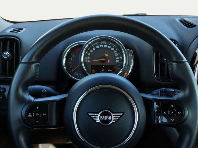 fotoG 12 del MINI MINI Countryman Cooper D 110 kW (150 CV) 150cv Diésel del 2022 en Córdoba