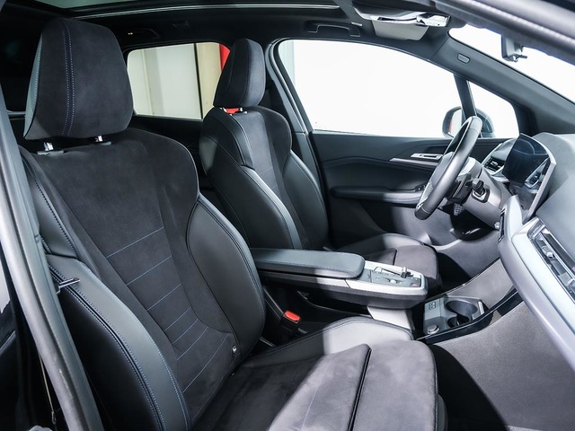 BMW Serie 2 218d Active Tourer color Negro. Año 2024. 110KW(150CV). Diésel. En concesionario Oliva Motor Tarragona de Tarragona