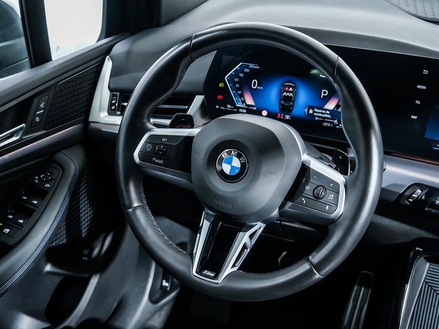 BMW Serie 2 218d Active Tourer color Negro. Año 2024. 110KW(150CV). Diésel. En concesionario Oliva Motor Tarragona de Tarragona