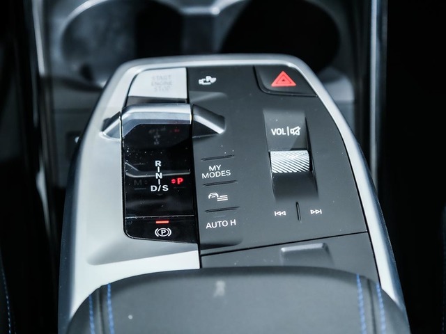 BMW Serie 2 218d Active Tourer color Negro. Año 2024. 110KW(150CV). Diésel. En concesionario Oliva Motor Tarragona de Tarragona