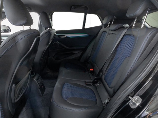 BMW X2 sDrive18d color Negro. Año 2021. 110KW(150CV). Diésel. En concesionario Oliva Motor Girona de Girona