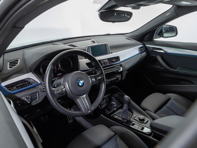 BMW X2 sDrive18d color Negro. Año 2021. 110KW(150CV). Diésel. En concesionario Oliva Motor Girona de Girona