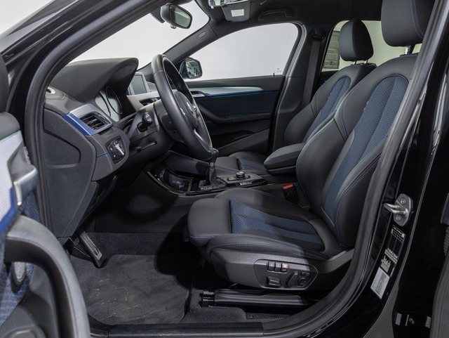 BMW X2 sDrive18d color Negro. Año 2021. 110KW(150CV). Diésel. En concesionario Oliva Motor Girona de Girona