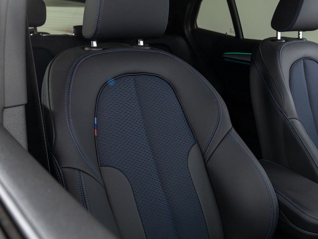 BMW X2 sDrive18d color Negro. Año 2021. 110KW(150CV). Diésel. En concesionario Oliva Motor Girona de Girona