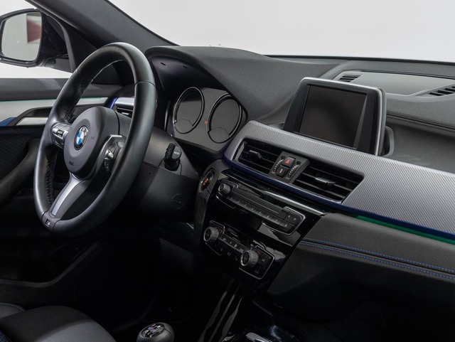 BMW X2 sDrive18d color Negro. Año 2021. 110KW(150CV). Diésel. En concesionario Oliva Motor Girona de Girona