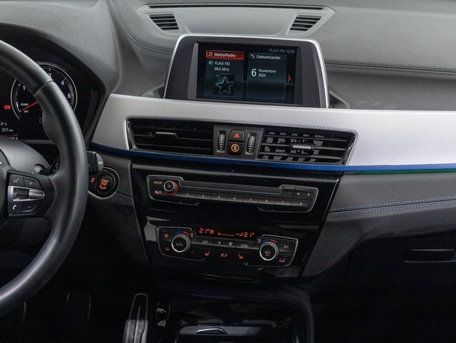 BMW X2 sDrive18d color Negro. Año 2021. 110KW(150CV). Diésel. En concesionario Oliva Motor Girona de Girona