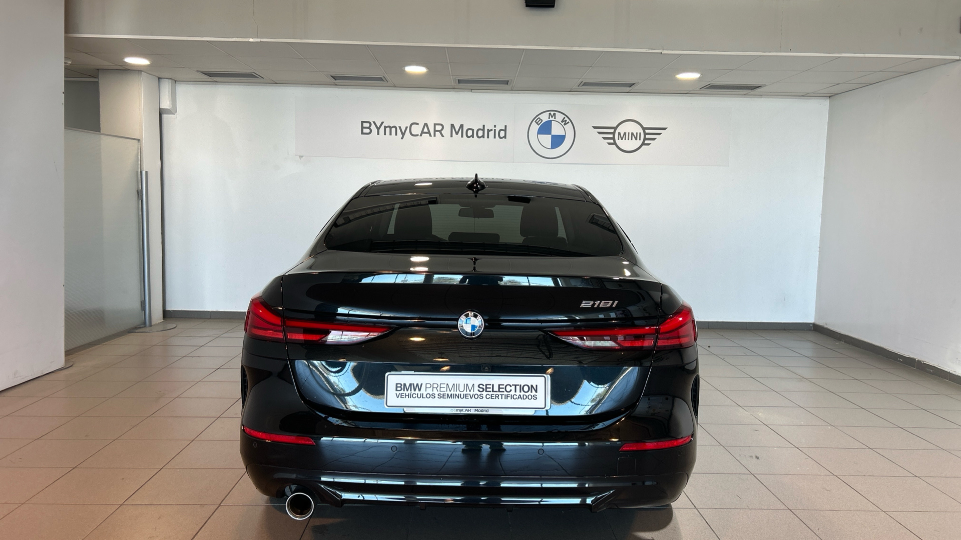 BMW Serie 2 218i Gran Coupe color Negro. Año 2022. 103KW(140CV). Gasolina. En concesionario BYmyCAR Madrid - Alcalá de Madrid