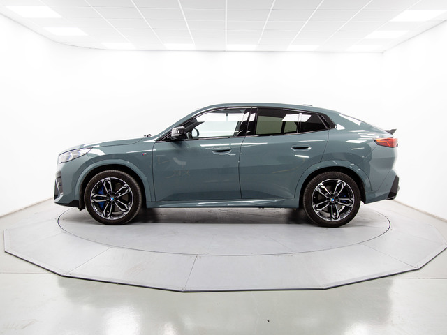 BMW X2 M35i color Verde. Año 2024. 221KW(300CV). Gasolina. En concesionario Móvil Begar Alicante de Alicante