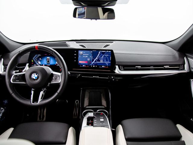 BMW X2 M35i color Verde. Año 2024. 221KW(300CV). Gasolina. En concesionario Móvil Begar Alicante de Alicante
