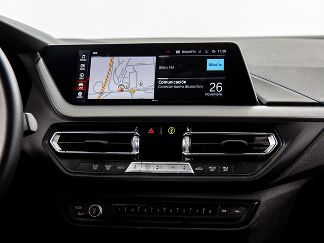 BMW Serie 2 218i Gran Coupe color Blanco. Año 2024. 103KW(140CV). Gasolina. En concesionario Móvil Begar Alicante de Alicante