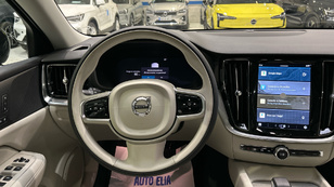 Volvo V60 B4 D Plus Dark Auto 145 kW (197 CV) - 9 Volvo V60 B4 D Seminuevo 145 KW (197CV) - 9