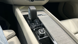 Volvo V60 B4 D Plus Dark Auto 145 kW (197 CV) - 21 Volvo V60 B4 D Seminuevo 145 KW (197CV) - 21