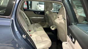 Volvo V60 B4 D Plus Dark Auto 145 kW (197 CV) - 27 Volvo V60 B4 D Seminuevo 145 KW (197CV) - 27