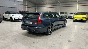Volvo V60 B4 D Plus Dark Auto 145 kW (197 CV) - 32 Volvo V60 B4 D Seminuevo 145 KW (197CV) - 32