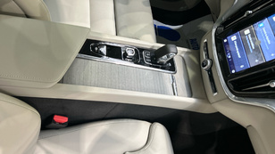 Volvo V60 B4 D Plus Dark Auto 145 kW (197 CV) - 43 Volvo V60 B4 D Seminuevo 145 KW (197CV) - 43