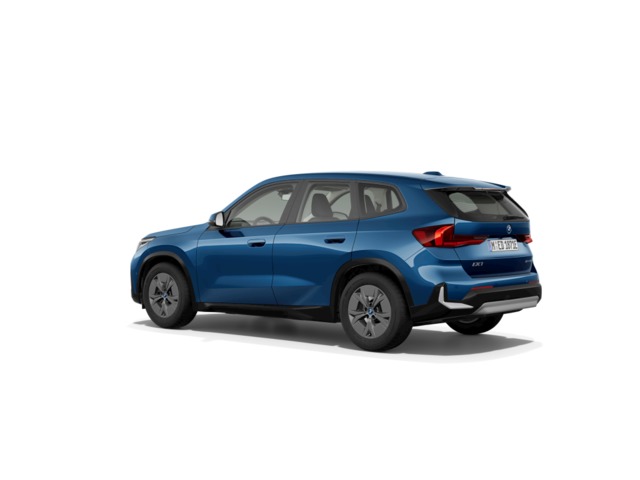 BMW iX1 xDrive30 color Azul. Año 2024. 230KW(313CV). Eléctrico. En concesionario Móvil Begar Alicante de Alicante