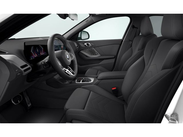 BMW Serie 1 120d color Blanco. Año 2025. 120KW(163CV). Diésel. En concesionario Movil Begar Petrer de Alicante