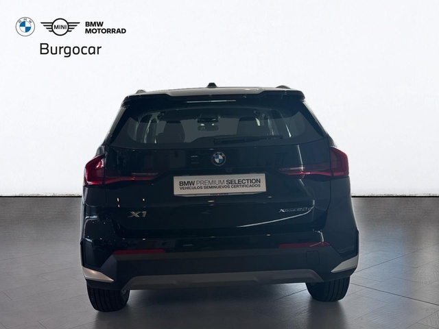 BMW X1 xDrive20d color Negro. Año 2025. 120KW(163CV). Diésel. En concesionario Motor Gorbea de Álava