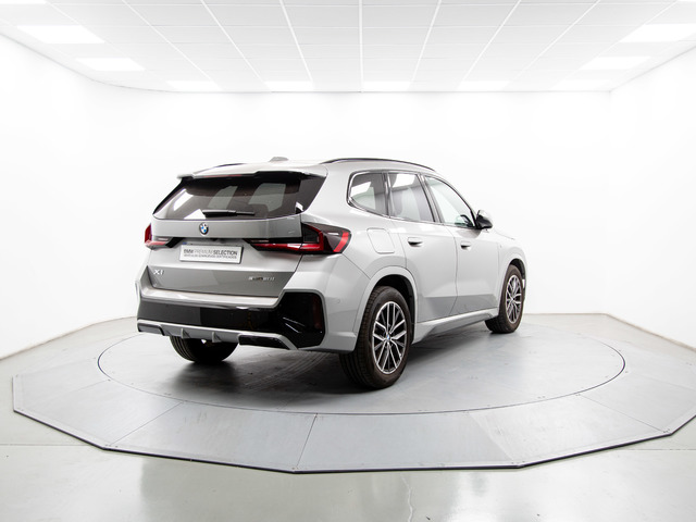 BMW X1 sDrive20i color Gris Plata. Año 2023. 125KW(170CV). Gasolina. En concesionario Móvil Begar Alicante de Alicante