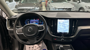 Volvo XC60 T6 Recharge Core AWD Auto 257 kW (350 CV) - 11 Volvo XC60 T6 Ocasión 257 KW (350CV) - 11