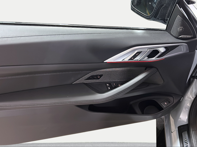 BMW M M4 Coupe color Gris. Año 2025. 375KW(510CV). Gasolina. En concesionario San Pablo Motor | Su Eminencia de Sevilla