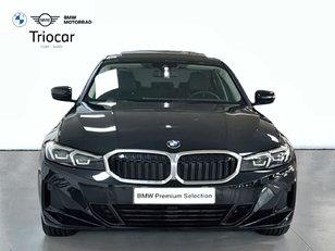 Fotos de BMW Serie 3 320d color Negro. Año 2024. 140KW(190CV). Diésel. En concesionario Triocar Gijón (Bmw y Mini) de Asturias